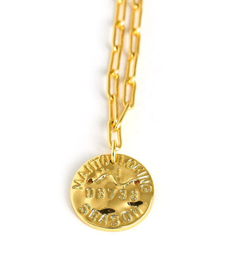 Mini Beach Tag Charm Necklace – 18k Gold Plated