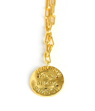 Mini Beach Tag Charm Necklace – 18k Gold Plated