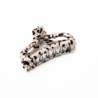 Image of catwalk fabric claw clip in cat print on white background